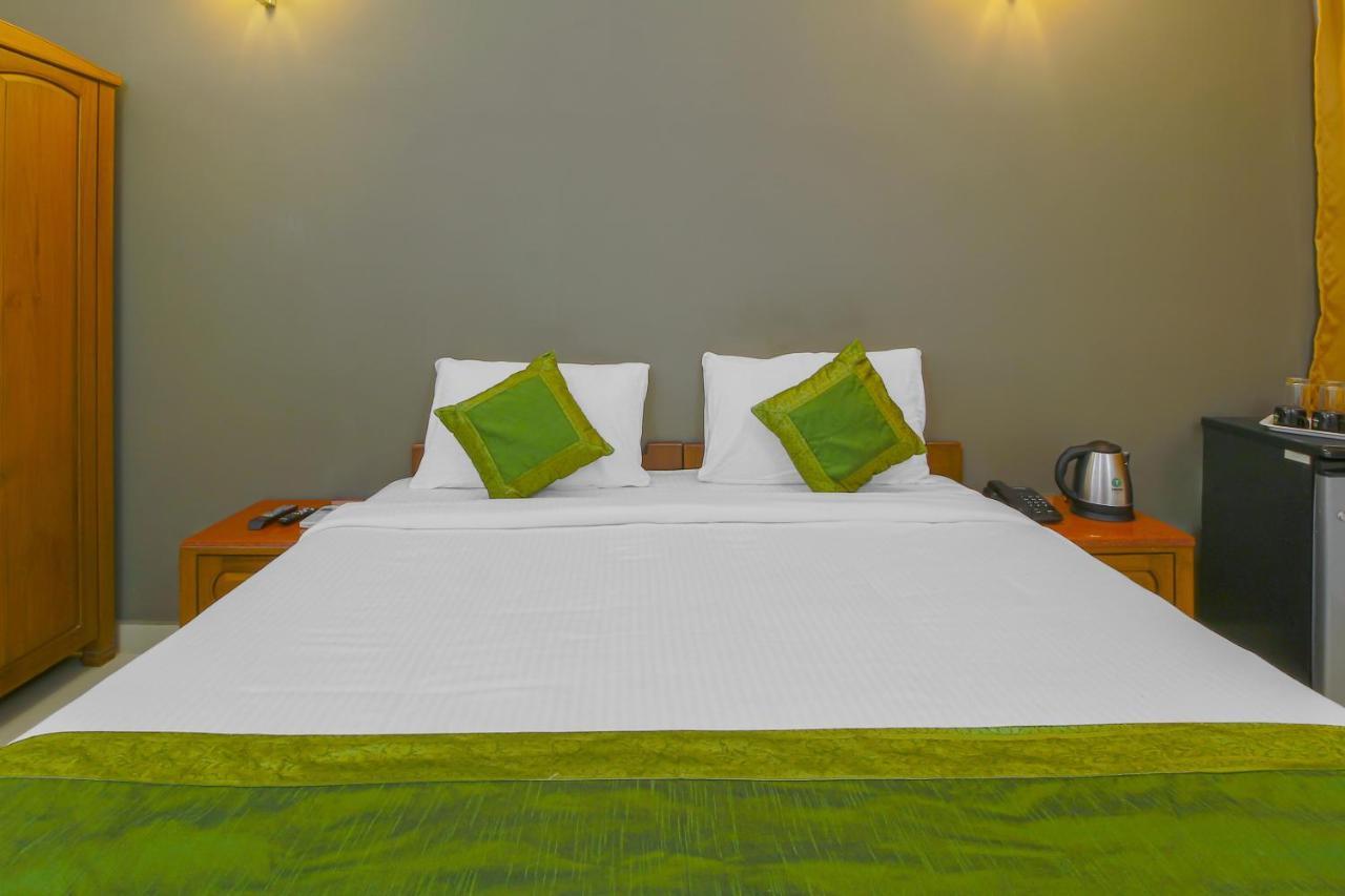 Hotel Treebo Trip La Portuguesa Candolim Esterno foto